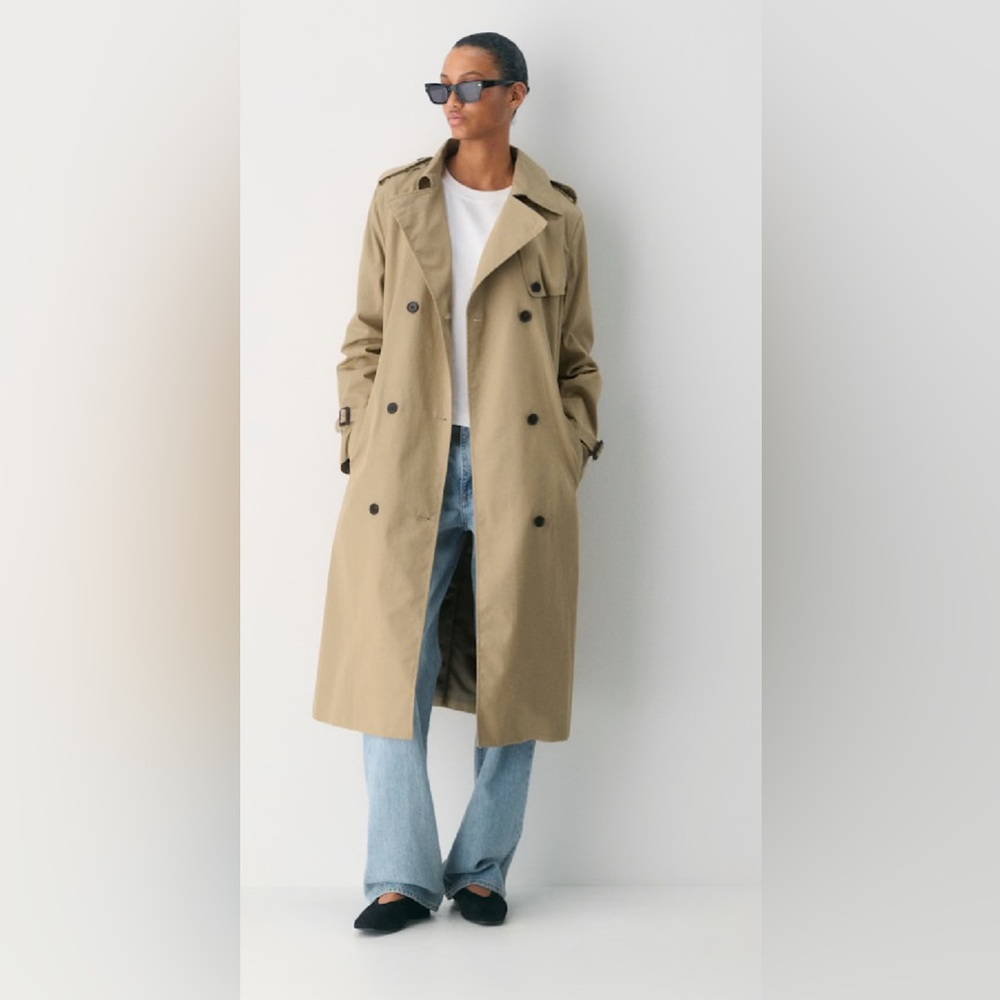 Aritzia Babaton Vanasco Trench Coat Matte Pearl
